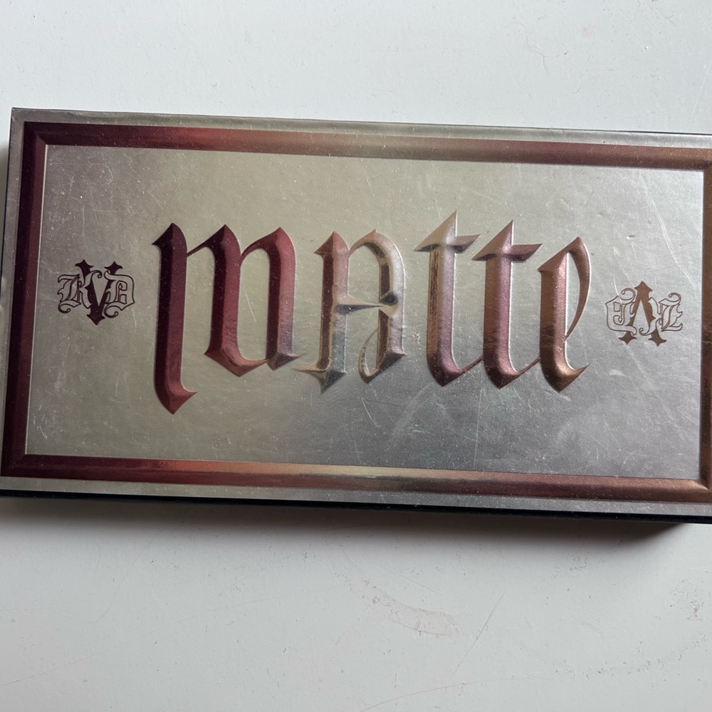 Kat Von D MetalMatte Mini Eyeshadow Palette with Orange Accents